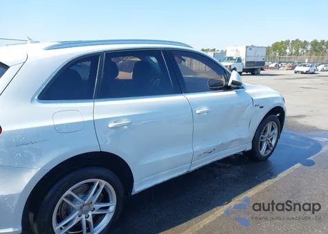 2014 Audi Q5 3.0T Premium Plus from USA, damaged, VIN WA1DGAFP3EA031777